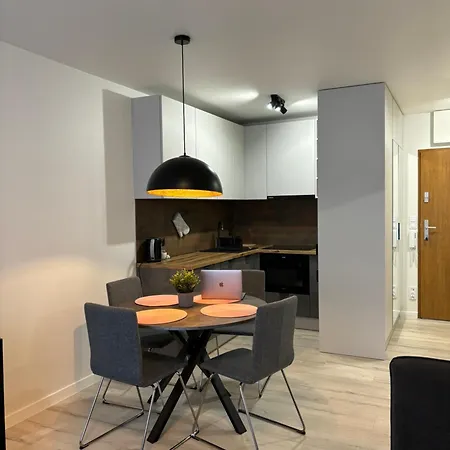 River Paradise With Parking * שצ'צ'ין