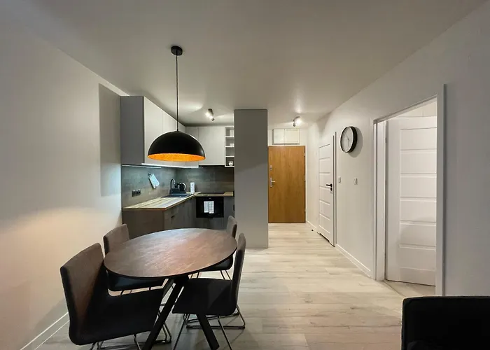 River Paradise With Parking שצ'צ'ין