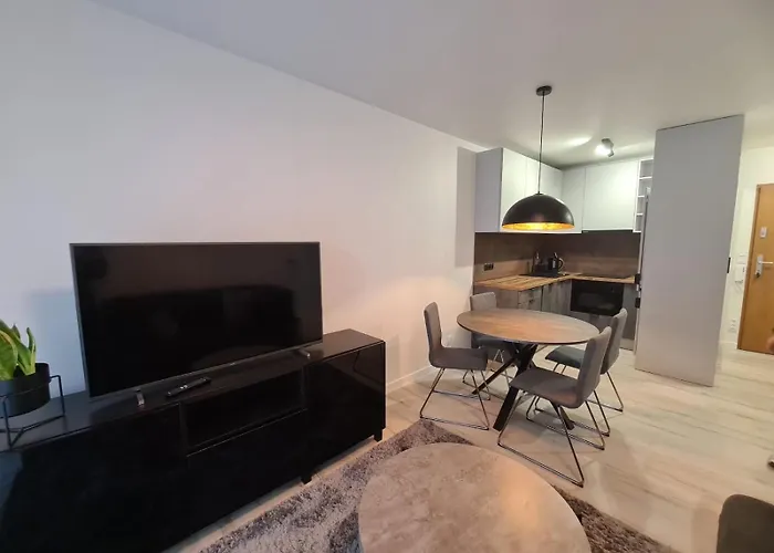 River Paradise With Parking שצ'צ'ין